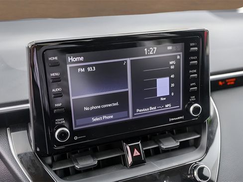 Used 2022 Toyota Corolla LE image 25