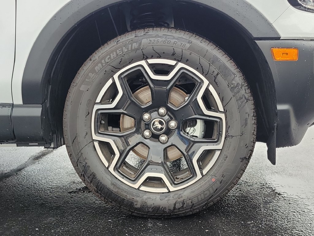 New 2026 Ford Bronco Sport Outer Banks w/ Outer Banks Tech Package+ AWD/4WD image 9