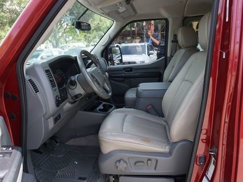 Used 2017 Nissan NV 3500 SL RWD image 27