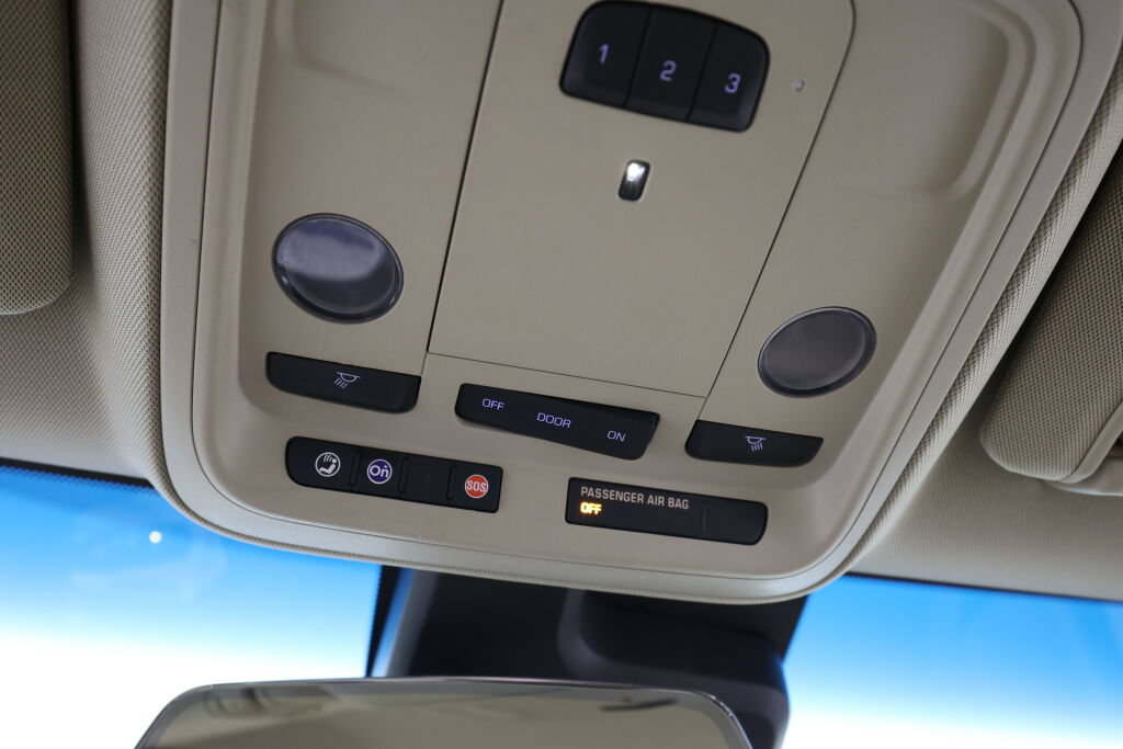 Used 2014 Cadillac CTS Luxury RWD image 39