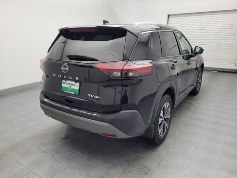 Used 2022 Nissan Rogue SV w/ SV Premium Package image 9