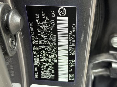 Used 2025 Lexus ES 300h w/ Premium Package image 28