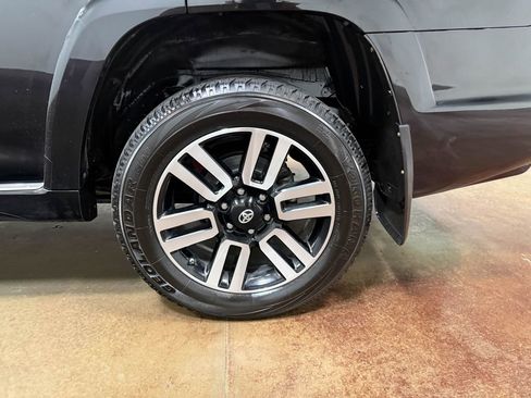 Used 2020 Toyota 4Runner Limited image 85