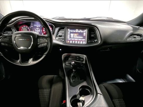 Used 2022 Dodge Challenger SXT w/ Blacktop Package image 17