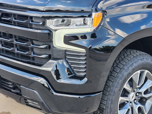 New 2026 Chevrolet Silverado 1500 RST w/ Texas Edition Plus image 6