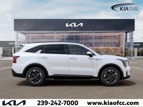 New 2026 Kia Sorento S FWD image 7