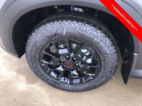 New 2025 Nissan Armada PRO-4X w/ Pro-4X Premium Package AWD/4WD image 10