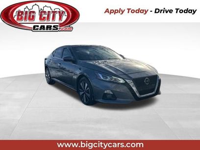 Used 2022 Nissan Altima 2.5 SV