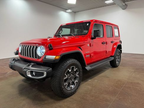 Used 2024 Jeep Wrangler Unlimited Sahara w/ Safety Group AWD/4WD image 39
