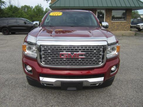 Used 2018 GMC Canyon Denali AWD/4WD image 3