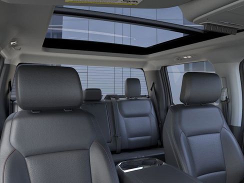 New 2026 Ford F250 Lariat w/ Black Appearance Package image 21