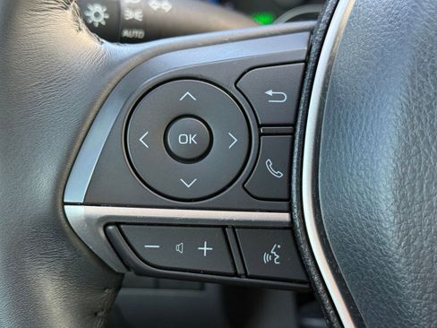 Certified 2022 Toyota Camry XLE image 16