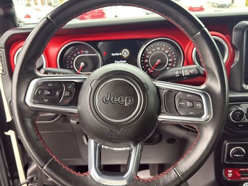 Used 2018 Jeep Wrangler Unlimited Rubicon image 17