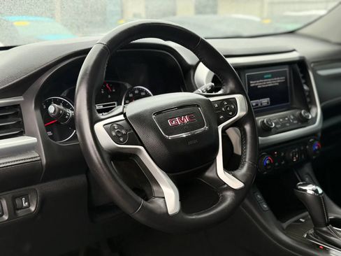Used 2017 GMC Acadia SLT AWD/4WD image 20