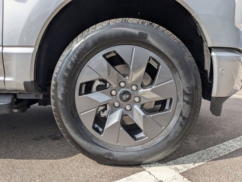 Used 2023 Ford F150 Lightning Lariat w/ Max Trailer Tow Package image 10