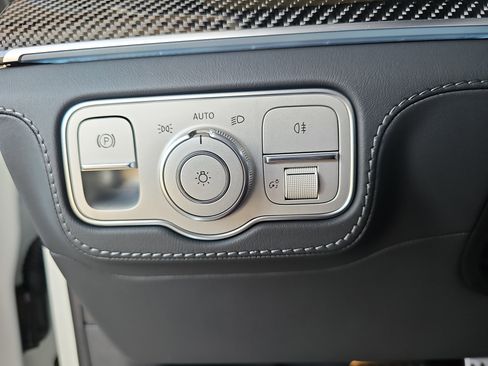 New 2026 Mercedes-Benz GLE 63 AMG S image 28