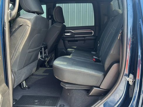 Used 2022 RAM 2500 Big Horn w/ Level B Equipment Group AWD/4WD image 19