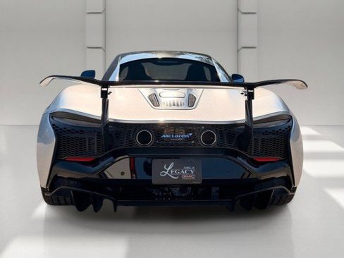 Used 2023 McLaren Artura RWD image 6