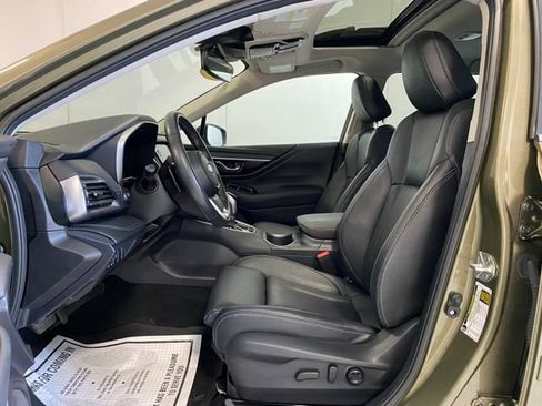 Used 2024 Subaru Outback Limited AWD/4WD image 11