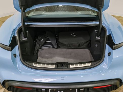 Used 2022 Porsche Taycan 4S image 53