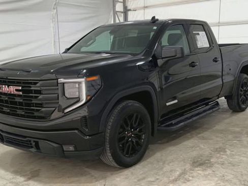 Certified 2023 GMC Sierra 1500 Elevation RWD image 8