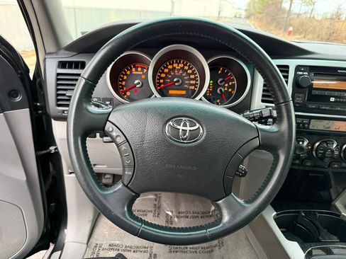 Used 2007 Toyota 4Runner Limited image 36