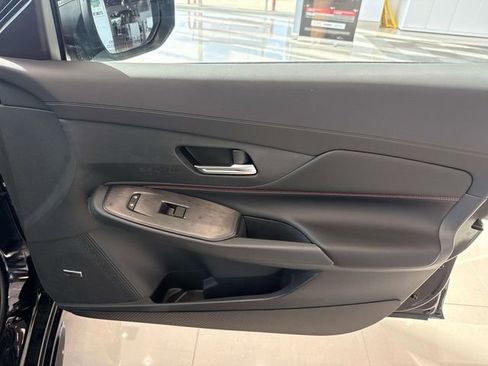 New 2026 Nissan Sentra SR w/ SR Premium Package FWD image 17