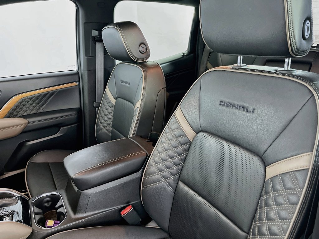 Used 2023 GMC Canyon Denali AWD/4WD image 28