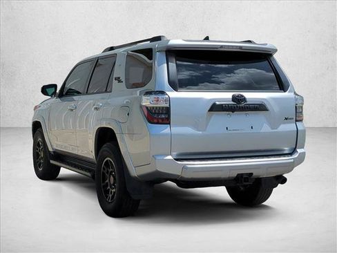 Used 2020 Toyota 4Runner TRD Off-Road Premium AWD/4WD image 8