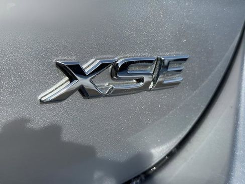 Used 2023 Toyota Camry XSE FWD image 17