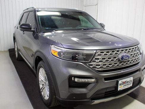 Used 2020 Ford Explorer Limited image 1