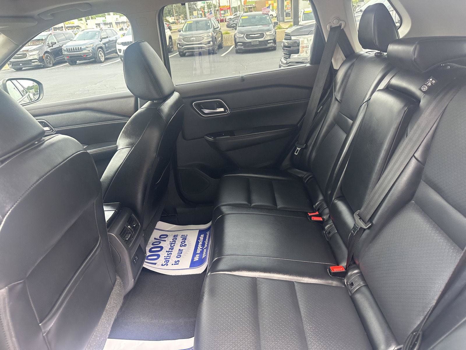 Used 2021 Nissan Rogue SV w/ Premium Package AWD/4WD image 30