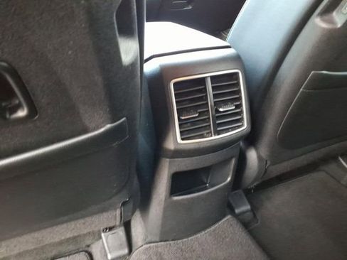 Used 2023 Kia Sportage EX image 8