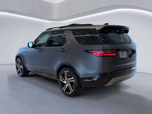 New 2026 Land Rover Discovery Limited Edition image 4