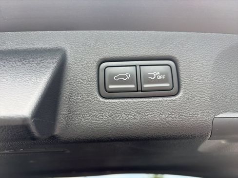 Used 2025 Kia Telluride S FWD image 35