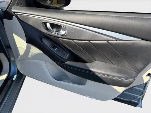 Used 2015 INFINITI Q50 Premium w/ All Weather Package image 25