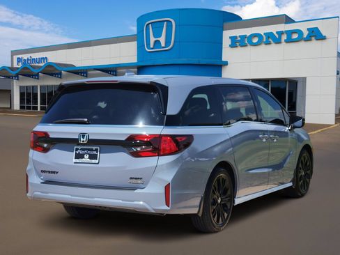New 2026 Honda Odyssey Sport-L image 4