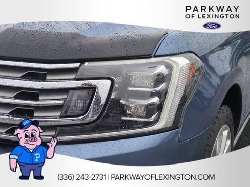 Used 2018 Ford Expedition Limited w/ Equipment Group 302A RWD image 9