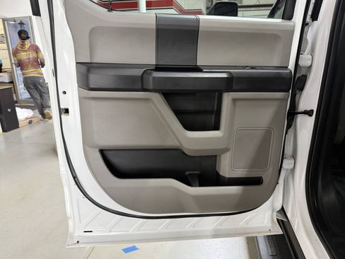 Used 2021 Ford F250 XL w/ STX Appearance Package AWD/4WD image 12