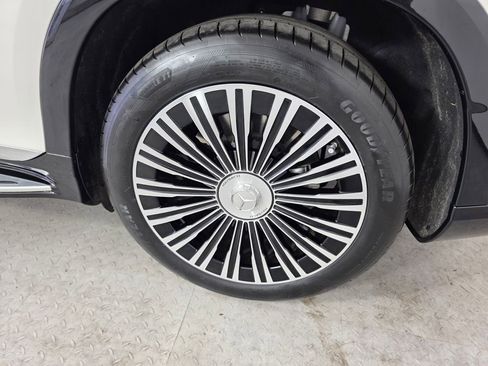 Certified 2024 Mercedes-Benz Maybach EQS 680 Maybach EQS 680 image 18