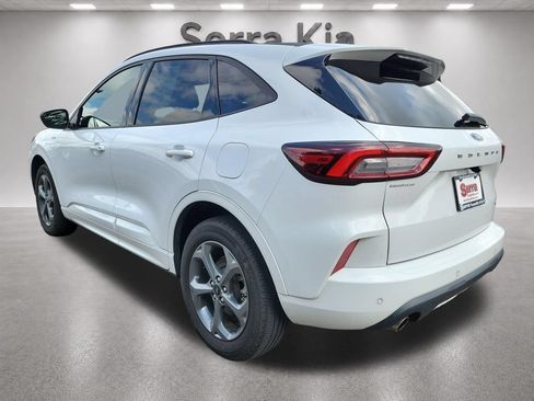Used 2023 Ford Escape ST-Line w/ Tech Pack #1 AWD/4WD image 3