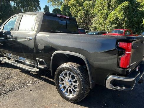 New 2026 Chevrolet Silverado 2500 LTZ w/ LTZ Premium Package image 7