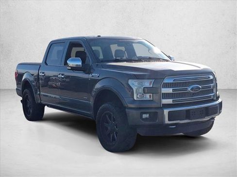 Used 2016 Ford F150 Platinum w/ Equipment Group 701A Luxury image 3