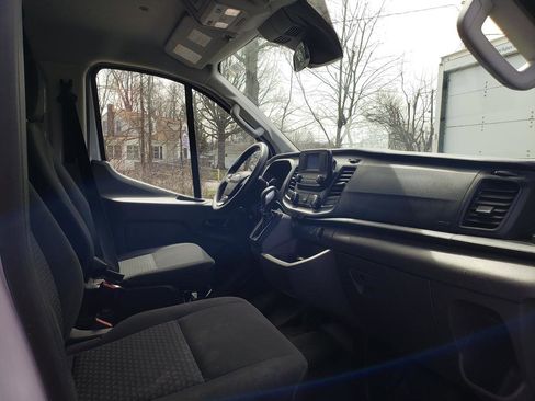 Used 2024 Ford Transit 250 Low Roof w/ Exterior Upgrade Package image 15