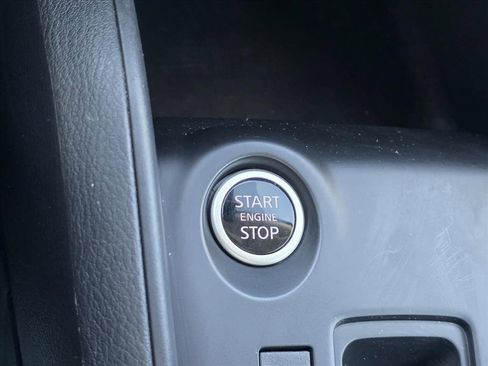 Used 2024 Nissan Kicks S image 16