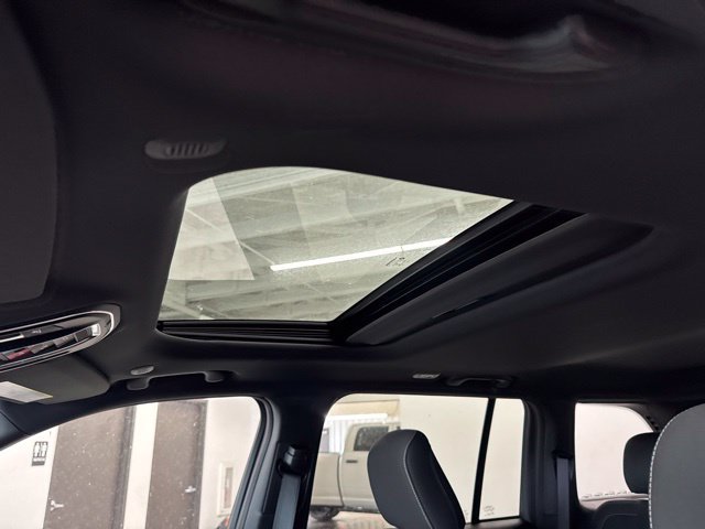 New 2026 Jeep Grand Cherokee Laredo X AWD/4WD image 28