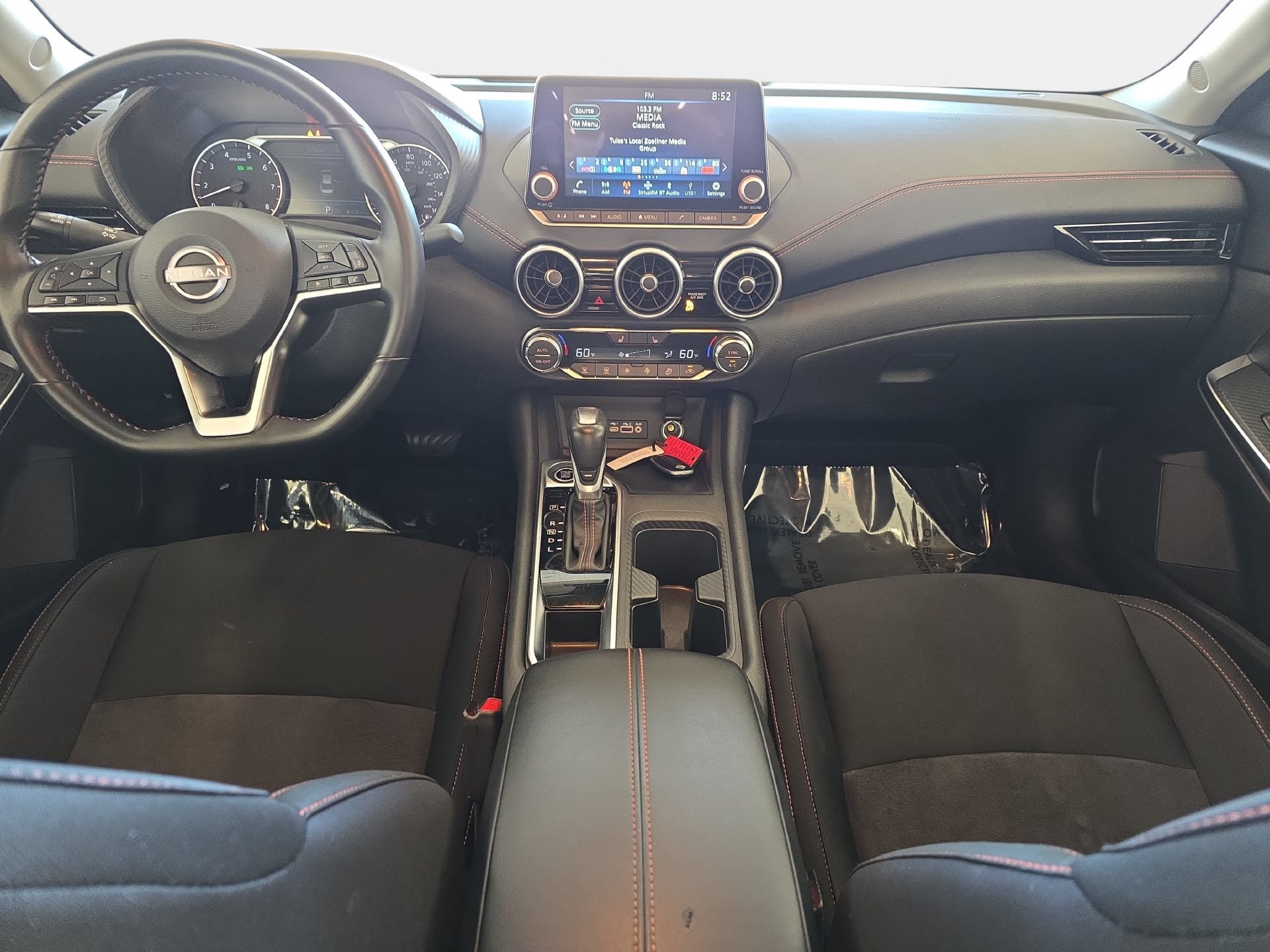 Used 2025 Nissan Sentra SR FWD image 9