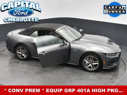 Used 2024 Ford Mustang GT Premium image 32