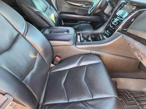 Used 2015 Cadillac Escalade ESV Platinum image 14