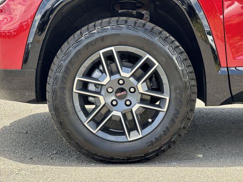 New 2026 GMC Terrain AT4 w/ Technology Package II AWD/4WD image 29
